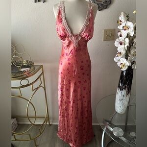 Wild fable Elegant Pink Floral satin dress Sz S